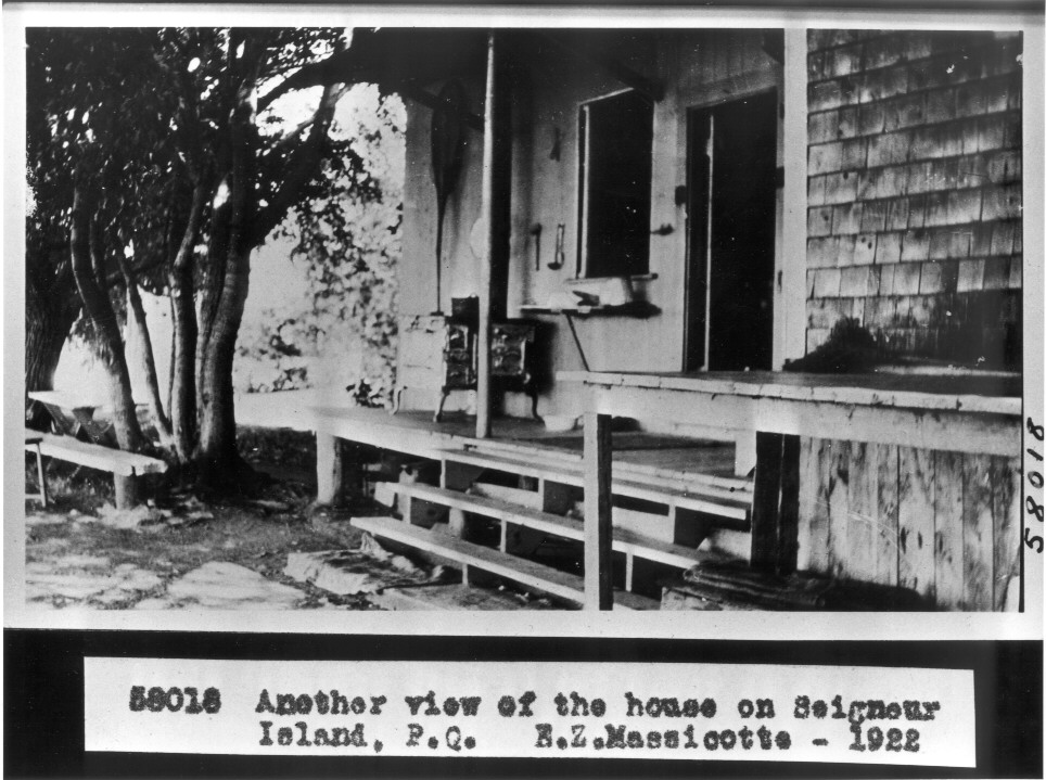 La seule maison du Seigneur sur l''&icirc;le.- 1922